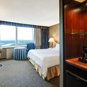 **** Hotel Chateau Lacombe Canada